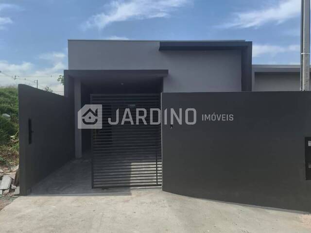 #23 - Casa para Venda em Arapongas - PR - 1