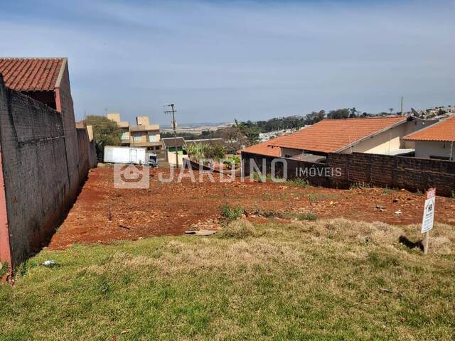 #39 - Terreno para Venda em Arapongas - PR - 1