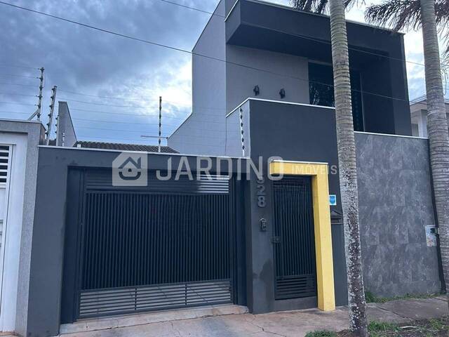 #52 - Sobrado para Venda em Arapongas - PR - 2