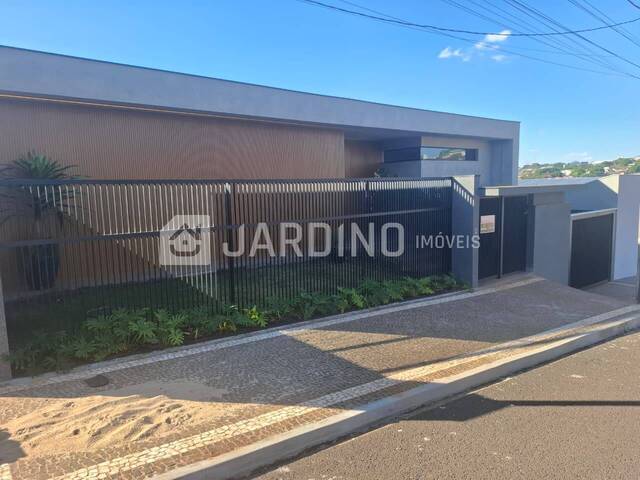 #58 - Casa para Venda em Arapongas - PR - 1