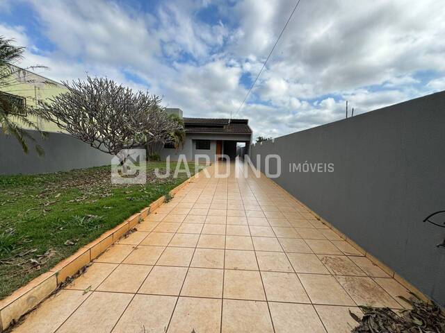 #80 - Casa para Locação em Arapongas - PR - 2