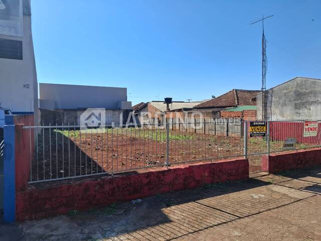 #83 - Terreno para Venda em Arapongas - PR - 1