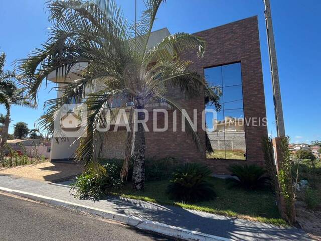 #110 - Casa em condomínio para Venda em Arapongas - PR - 2