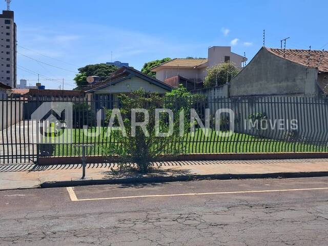 #120 - Terreno para Venda em Arapongas - PR - 1