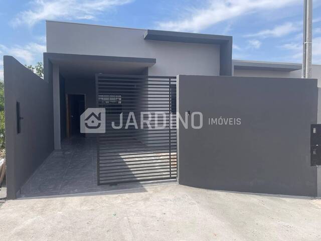 #23 - Casa para Venda em Arapongas - PR - 2