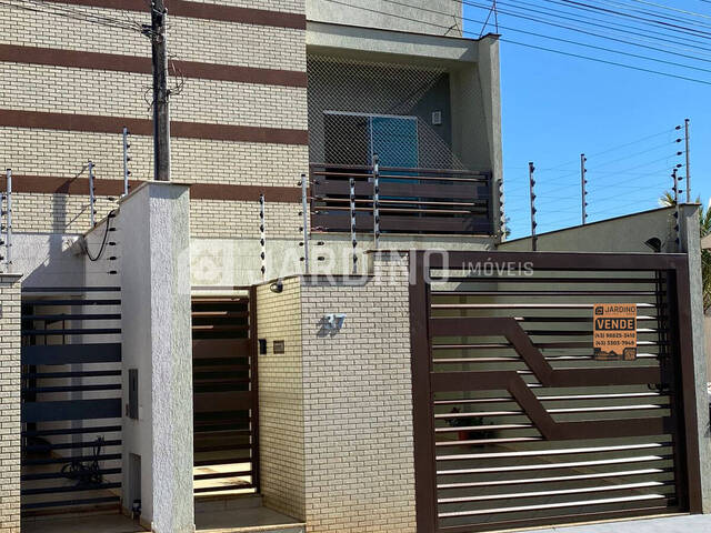 #163 - Casa para Venda em Arapongas - PR - 2