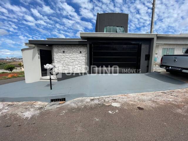 #166 - Casa para Venda em Arapongas - PR - 1