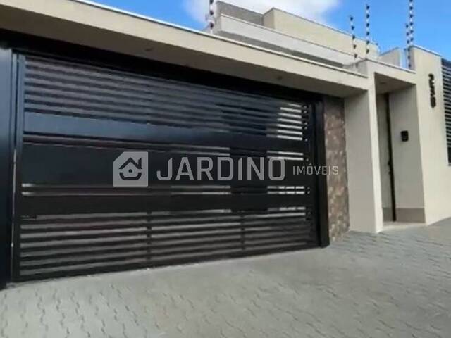 #176 - Casa para Venda em Arapongas - PR - 1