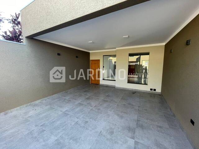 #185 - Casa para Venda em Arapongas - PR - 2