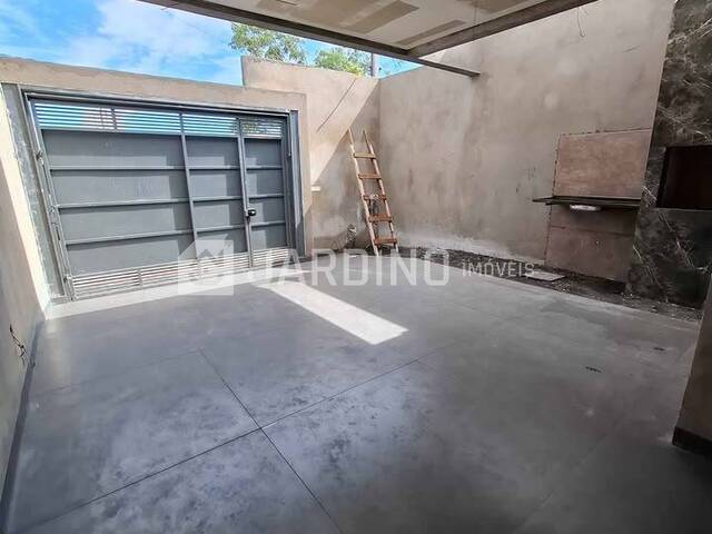 #197 - Casa para Venda em Arapongas - PR - 3