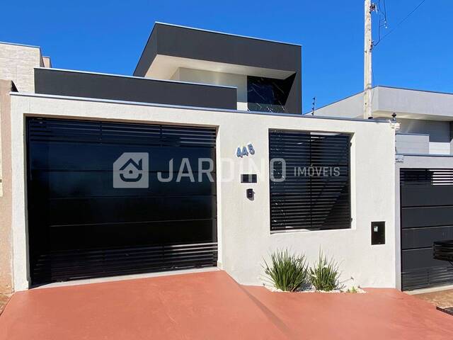 #201 - Casa para Venda em Arapongas - PR - 1