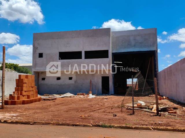 #64 - Barracão para Locação em Arapongas - PR - 1