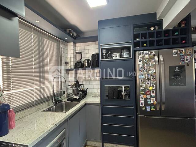 #209 - Apartamento para Venda em Arapongas - PR - 2