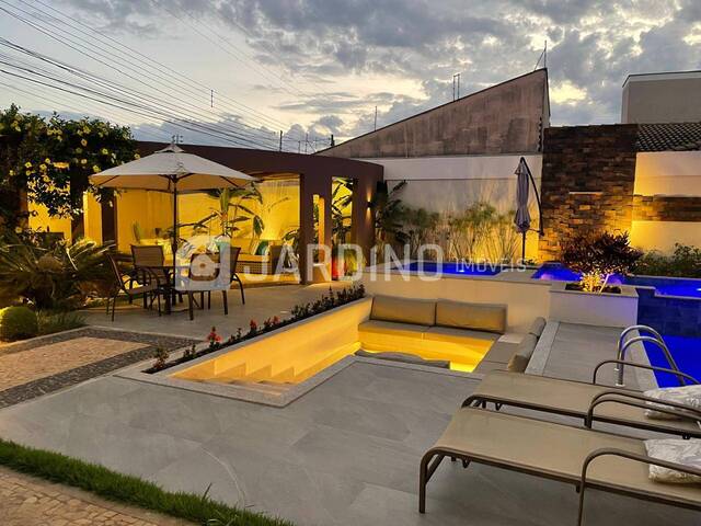 #210 - Casa para Venda em Arapongas - PR - 1