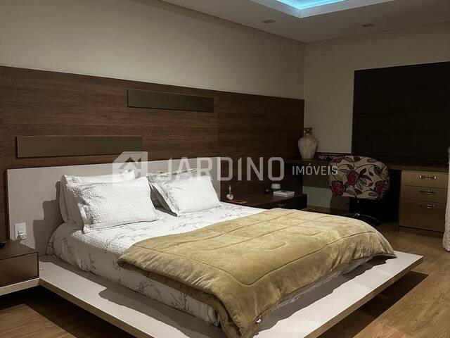 #210 - Casa para Venda em Arapongas - PR - 2