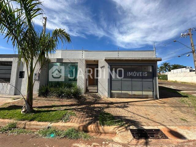 #212 - Casa para Venda em Arapongas - PR - 2