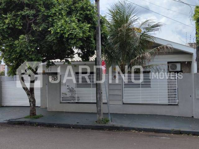 #248 - Casa para Venda em Arapongas - PR - 2