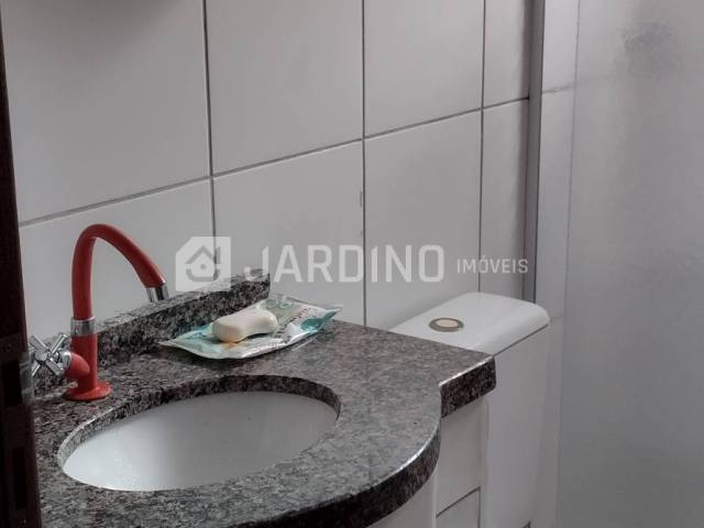 #267 - Apartamento para Locação em Arapongas - PR - 2
