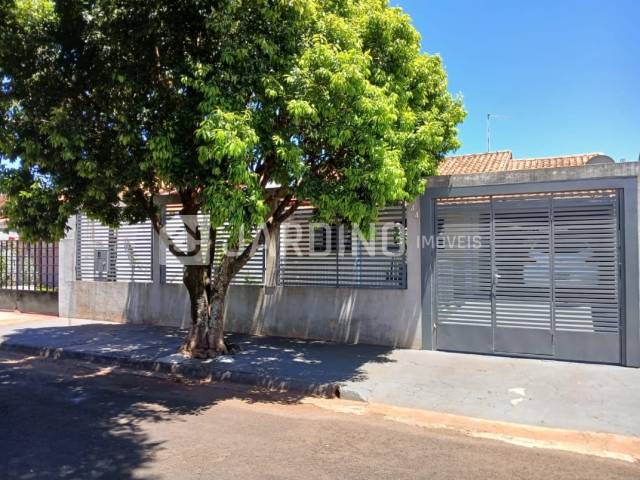 #275 - Casa para Venda em Arapongas - PR - 1