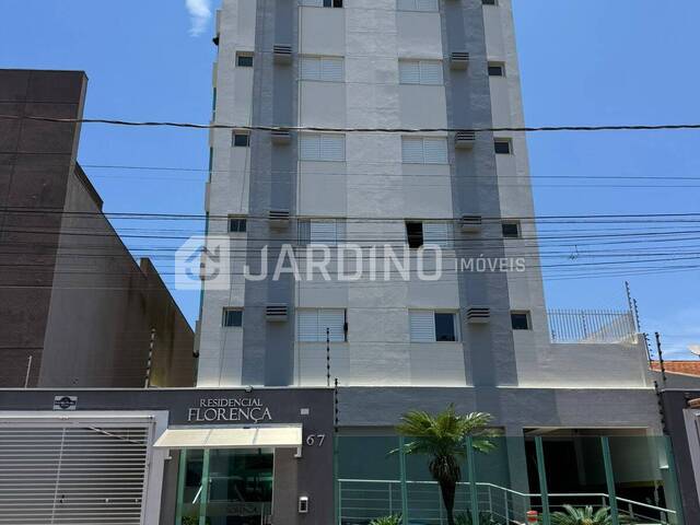 #297 - Apartamento para Venda em Arapongas - PR - 2