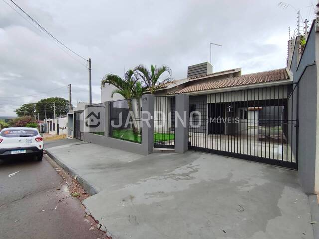 #316 - Casa para Venda em Arapongas - PR - 1