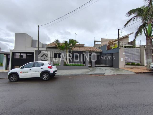 #316 - Casa para Venda em Arapongas - PR - 2