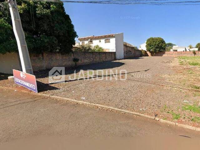 #334 - Terreno para Venda em Arapongas - PR - 1