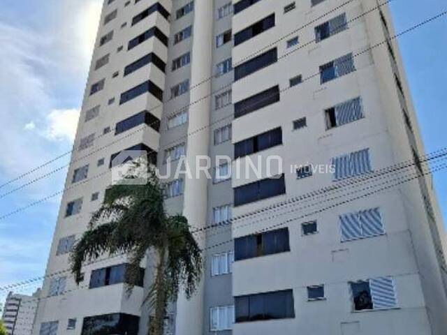 #383 - Apartamento para Venda em Arapongas - PR - 2