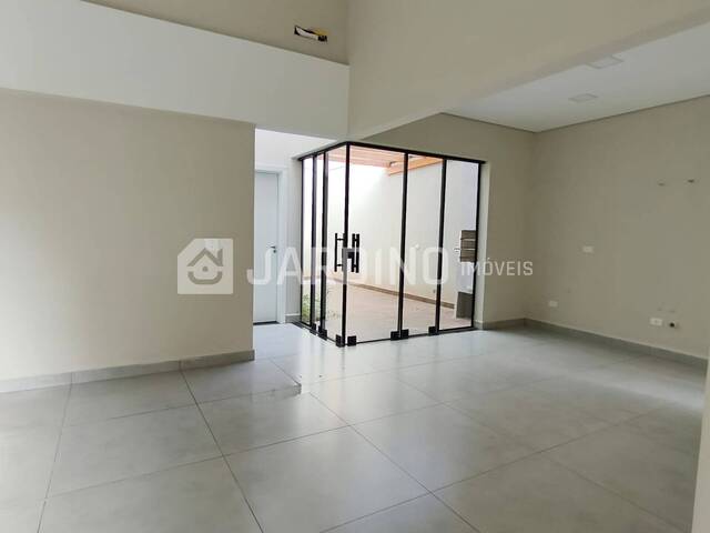#448 - Casa para Venda em Arapongas - PR - 2