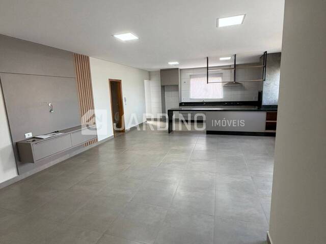 Apartamento para Locação em Arapongas - 4