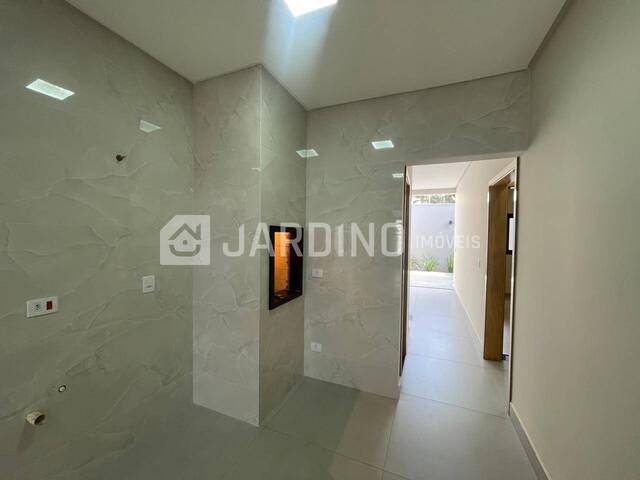 #457 - Casa para Venda em Arapongas - PR - 2