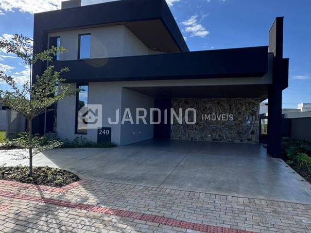 #459 - Casa para Venda em Arapongas - PR - 2