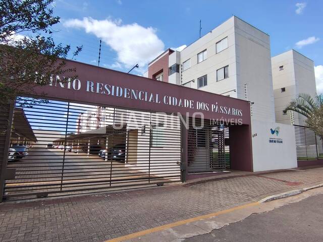 #255 - Apartamento para Venda em Arapongas - PR - 1