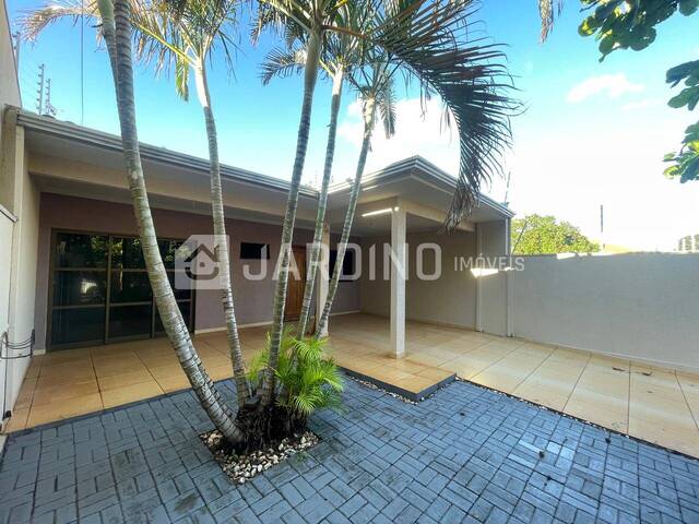 #492 - Casa para Venda em Arapongas - PR - 2