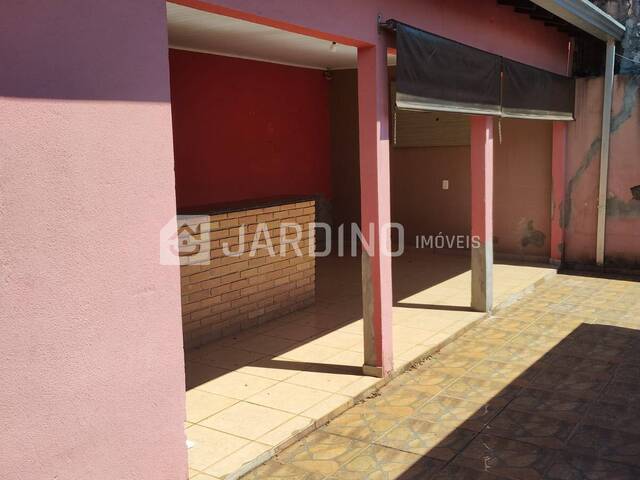 #564 - Casa para Venda em Arapongas - PR - 2